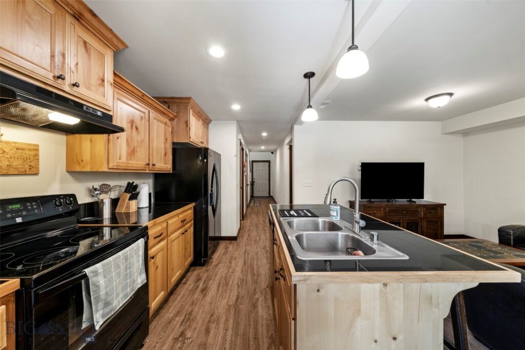 2755 Fen Way, Bozeman MT 59718