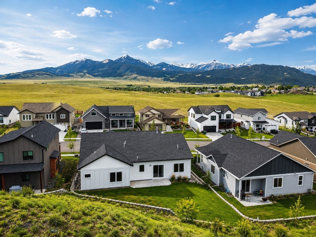 1215 Sweetgrass Lane, Livingston MT 59047