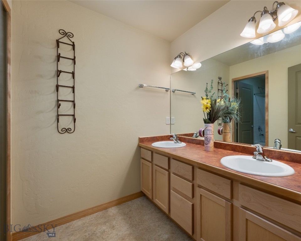 2950 Warbler Way, Bozeman MT 59718