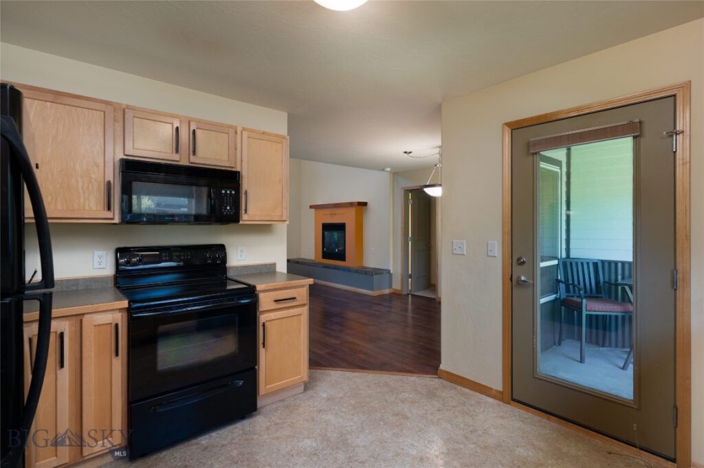 2950 Warbler Way, Bozeman MT 59718