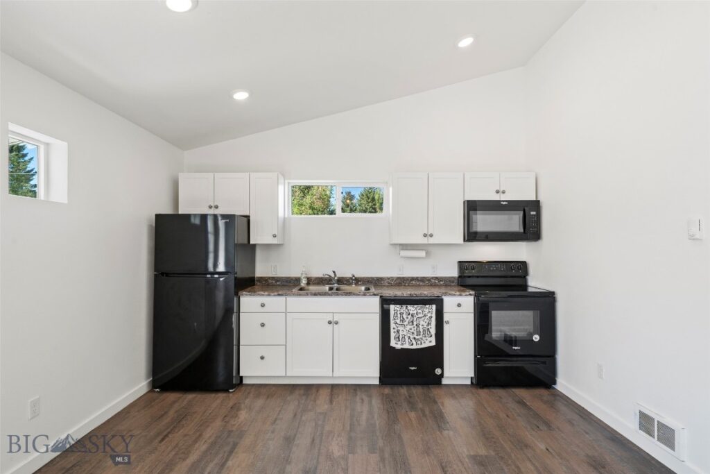412 Brookline, Livingston MT 59047