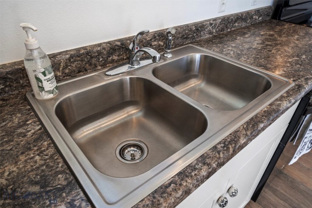 412 Brookline, Livingston MT 59047