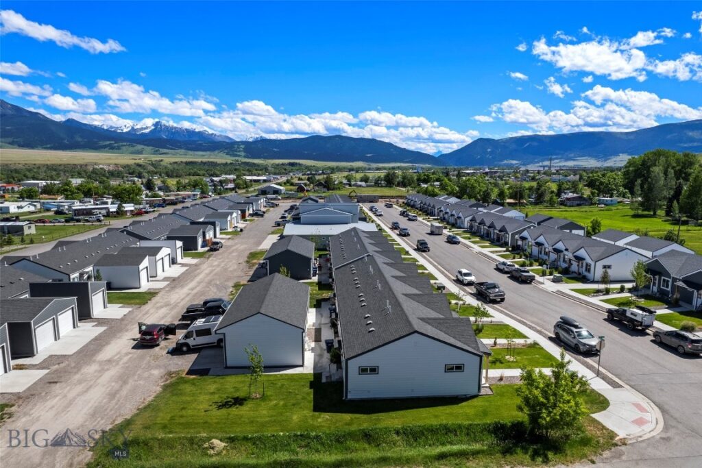 412 Brookline, Livingston MT 59047