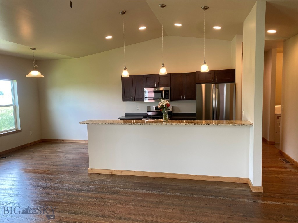 33 Voyager Lane, Bozeman MT 59718