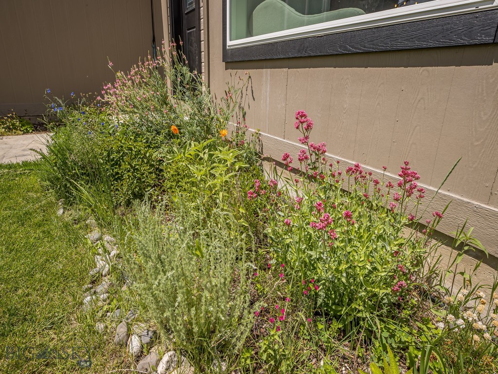 297 N Shore Drive, Belgrade MT 59714