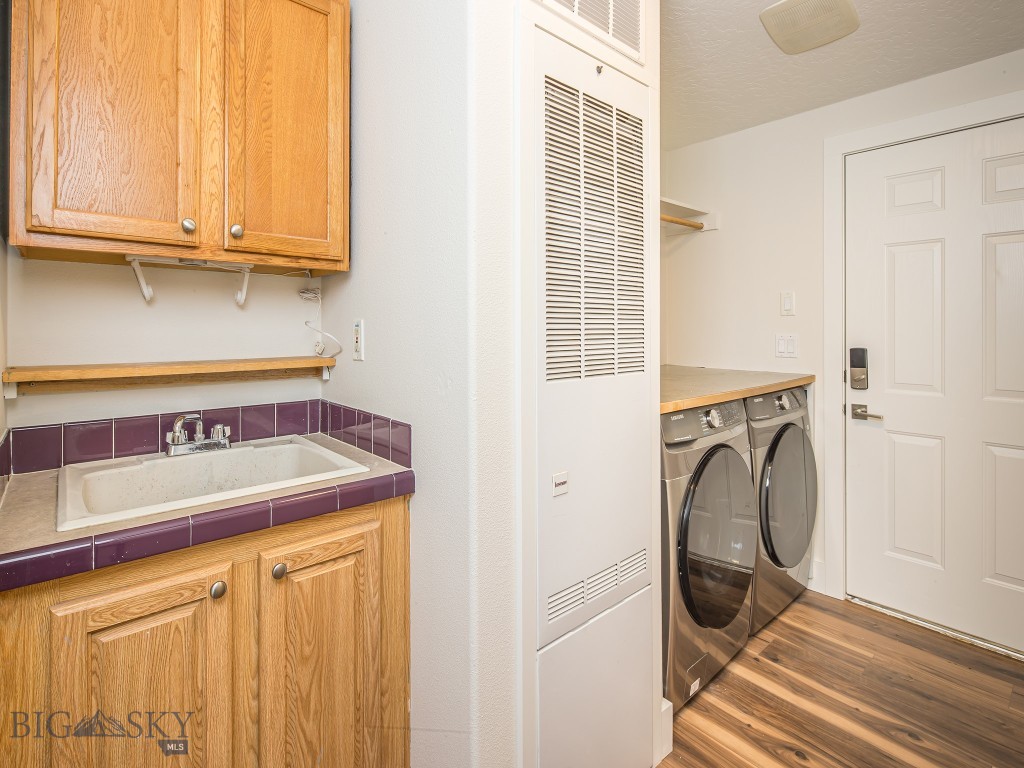 297 N Shore Drive, Belgrade MT 59714