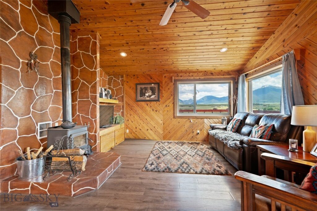 3480 Old Yellowstone Trail N, Livingston MT 59047