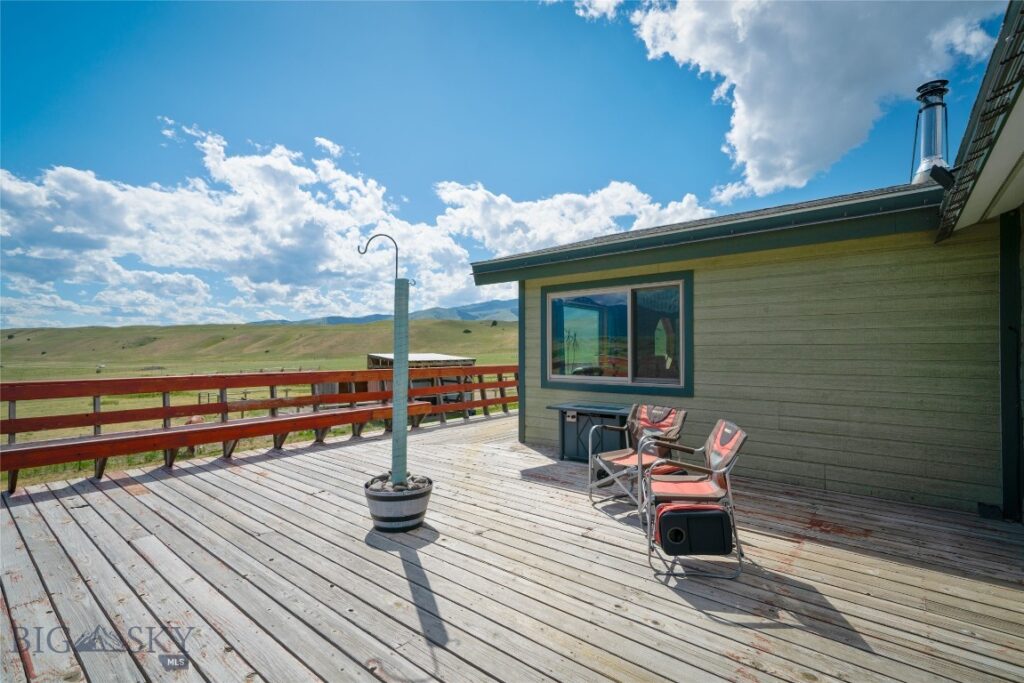 3480 Old Yellowstone Trail N, Livingston MT 59047