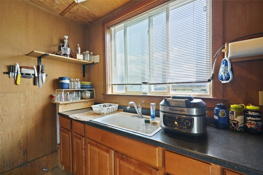 3480 Old Yellowstone Trail N, Livingston MT 59047