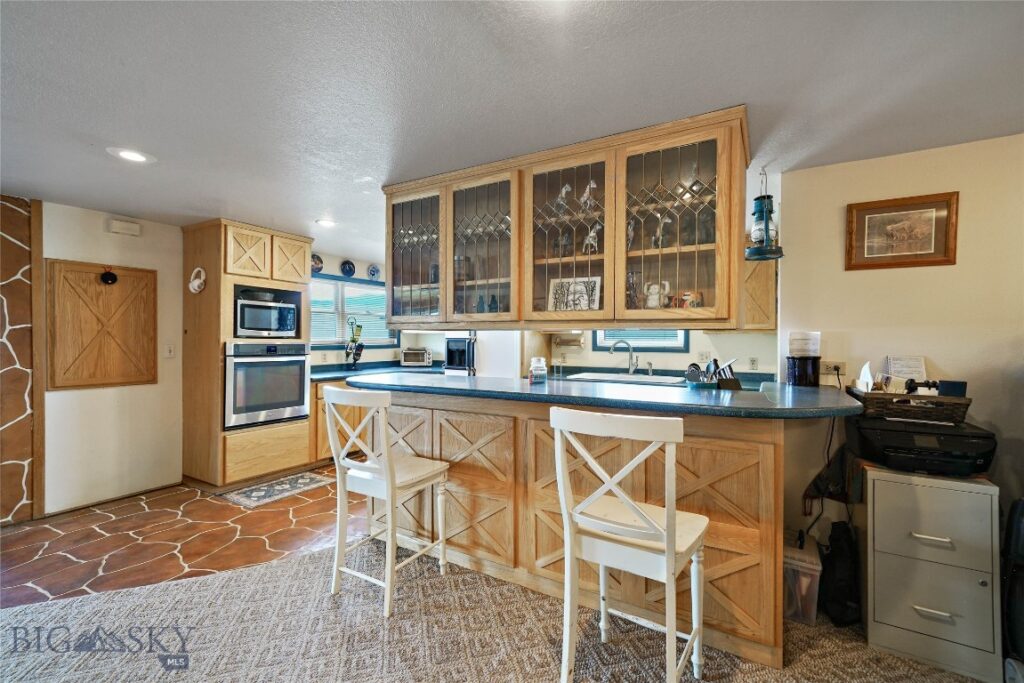 3480 Old Yellowstone Trail N, Livingston MT 59047