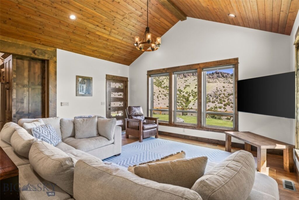 54 Antelope Butte Road, Livingston MT 59047