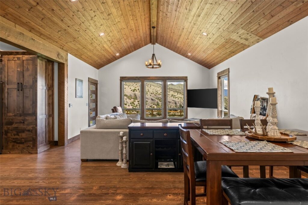 54 Antelope Butte Road, Livingston MT 59047