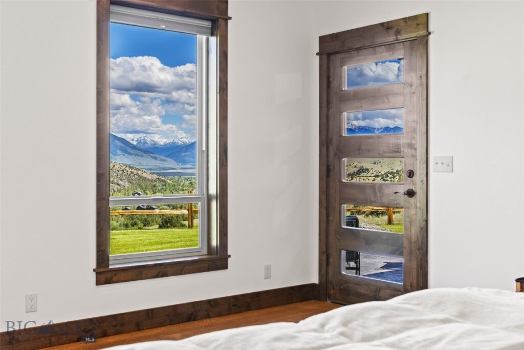 54 Antelope Butte Road, Livingston MT 59047
