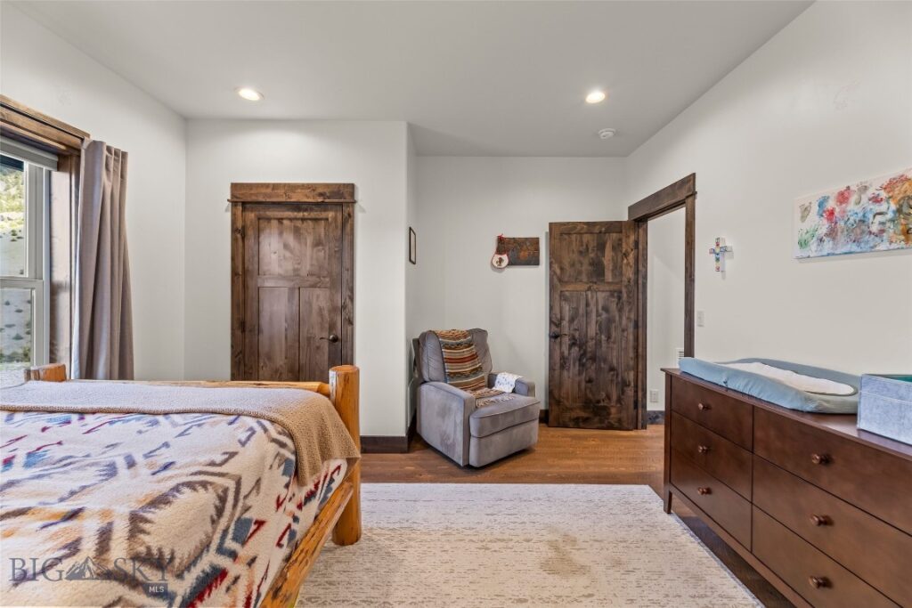 54 Antelope Butte Road, Livingston MT 59047