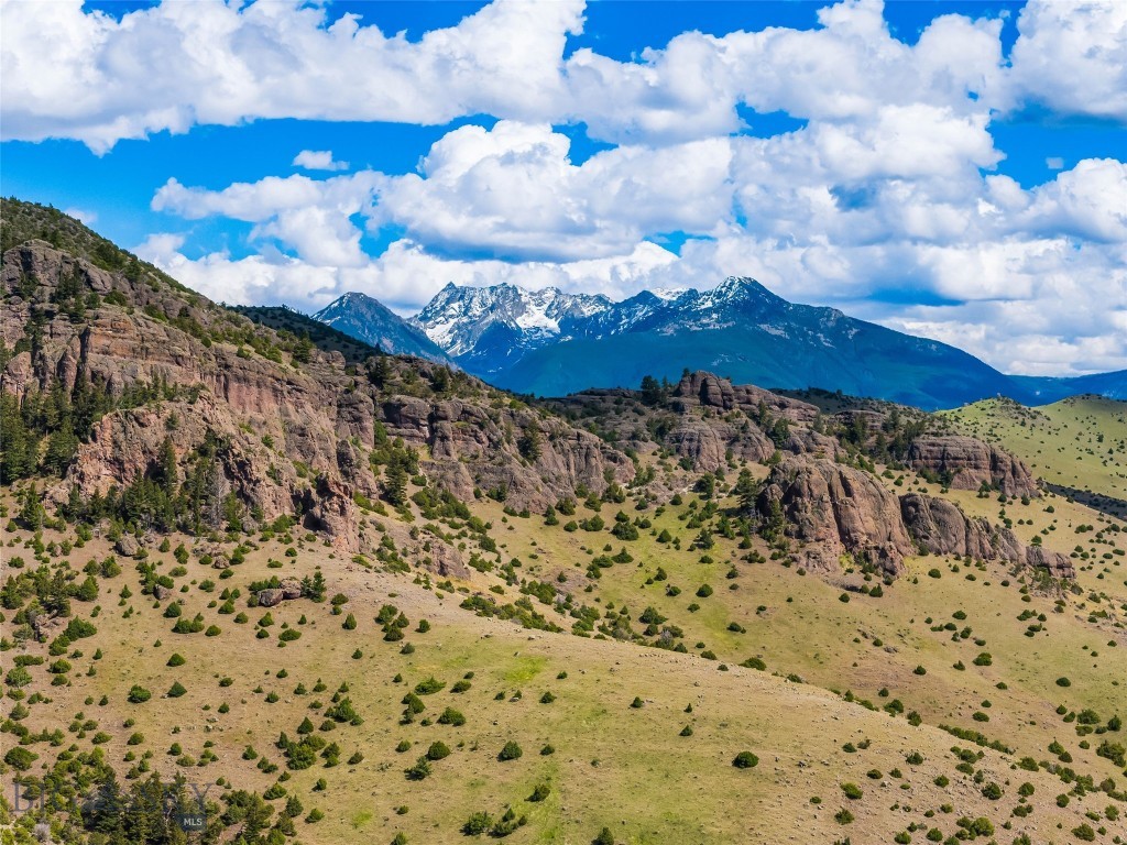 54 Antelope Butte Road, Livingston MT 59047