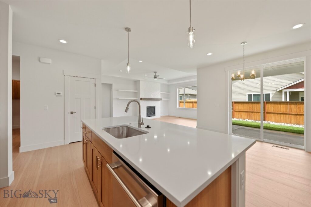 1501 Beeker Lane, Belgrade MT 59714