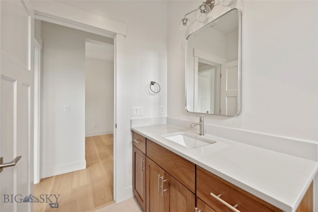 1501 Beeker Lane, Belgrade MT 59714