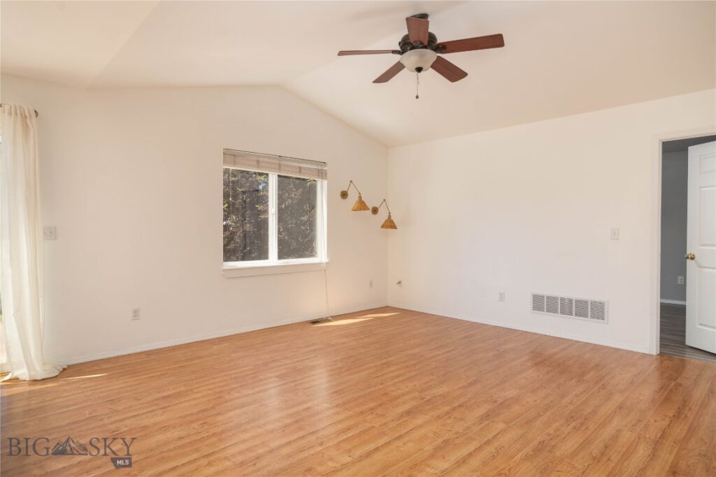 562 N River Rock Drive, Belgrade MT 59714