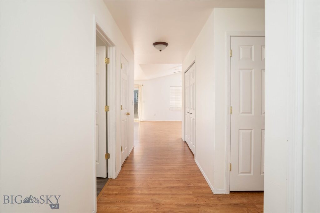562 N River Rock Drive, Belgrade MT 59714