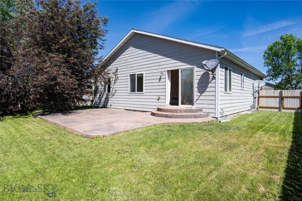 562 N River Rock Drive, Belgrade MT 59714