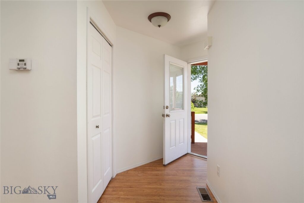 562 N River Rock Drive, Belgrade MT 59714