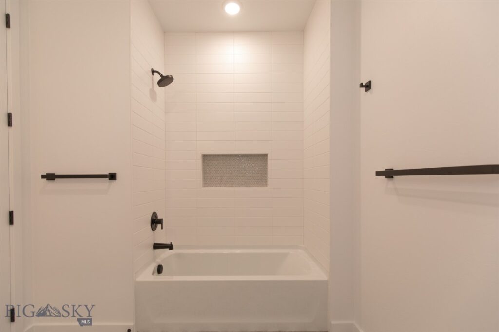 4204 Ravalli, Bozeman MT 59718