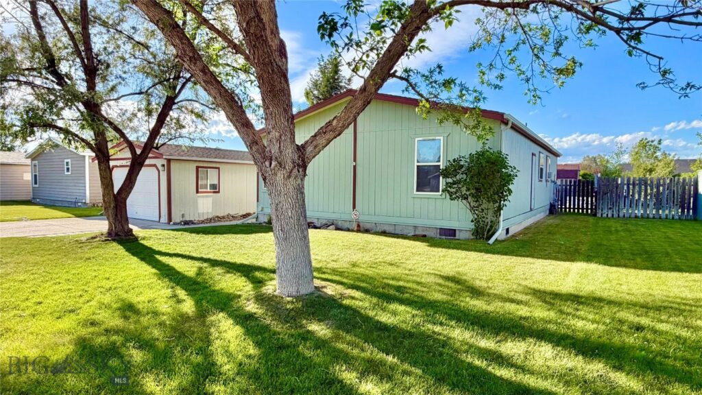 811 Golden West Drive, Belgrade MT 59714