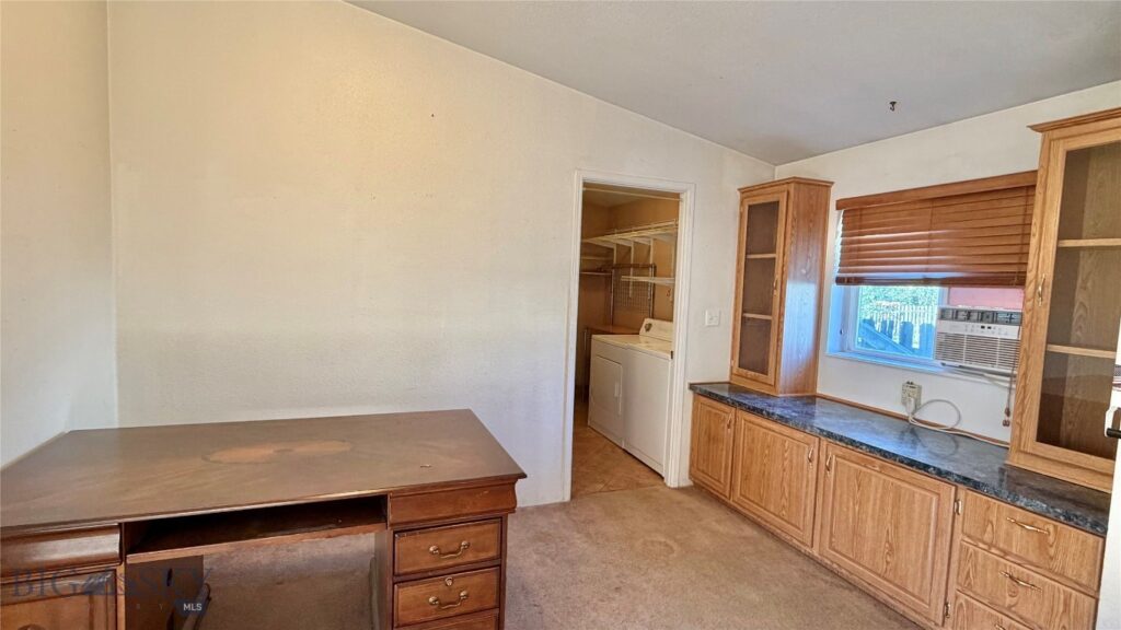 811 Golden West Drive, Belgrade MT 59714
