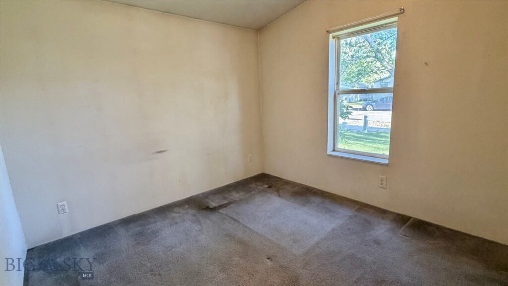 811 Golden West Drive, Belgrade MT 59714