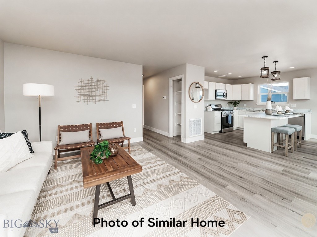 1100 Melissa Way, Belgrade MT 59714