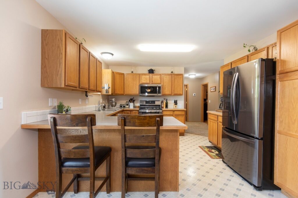 1107 W Central Avenue, Belgrade MT 59714