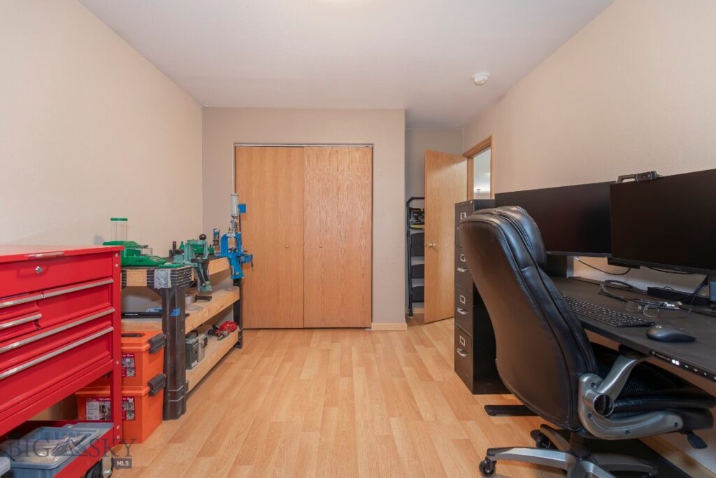 1107 W Central Avenue, Belgrade MT 59714