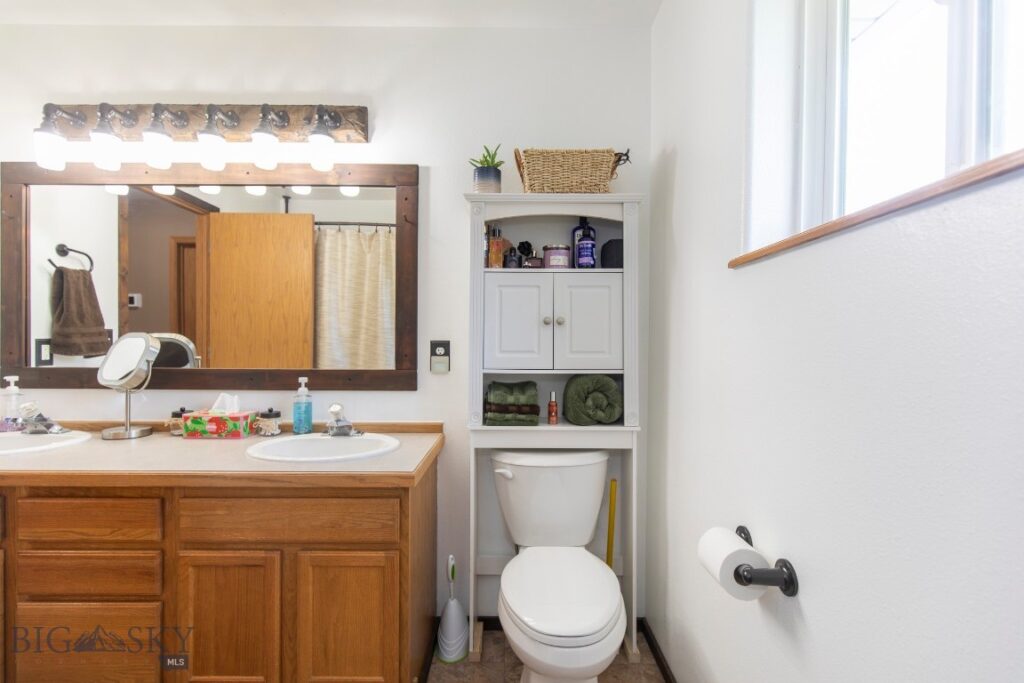 1107 W Central Avenue, Belgrade MT 59714