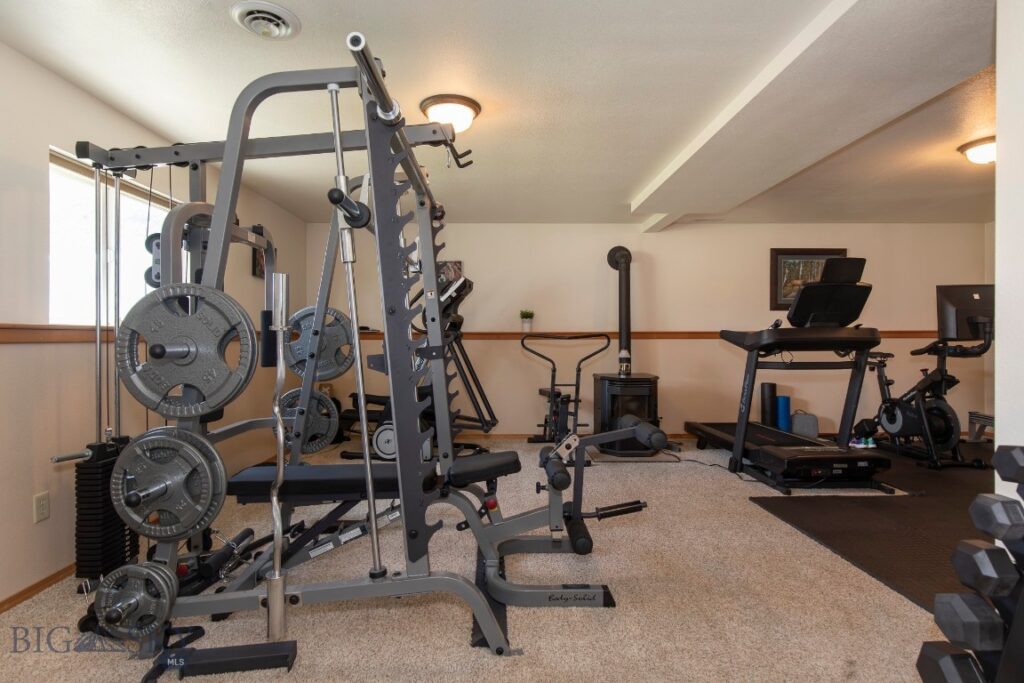 1107 W Central Avenue, Belgrade MT 59714