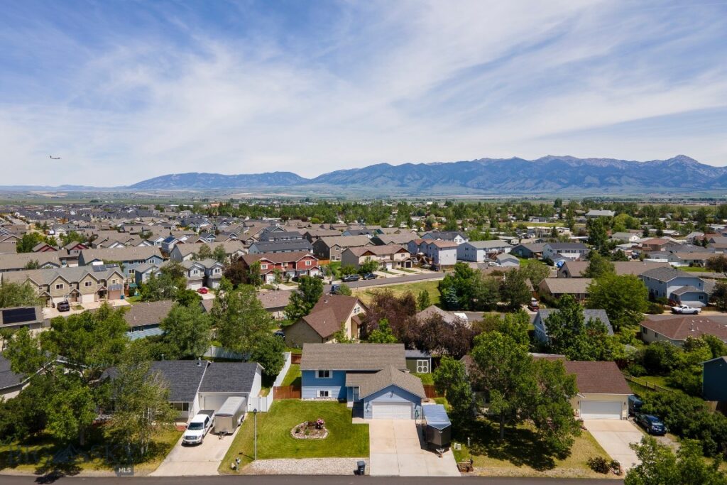 1107 W Central Avenue, Belgrade MT 59714