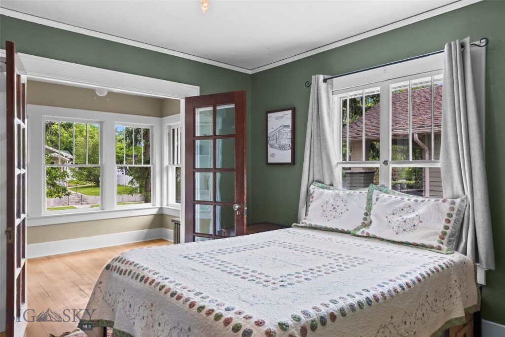 114 S 8th Street, Livingston MT 59047