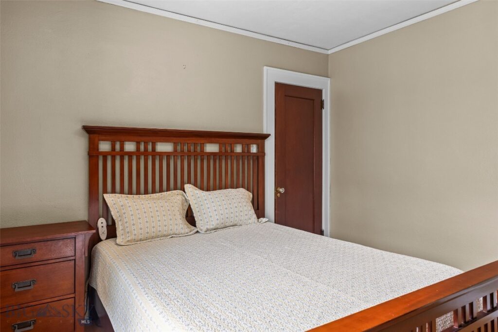 114 S 8th Street, Livingston MT 59047