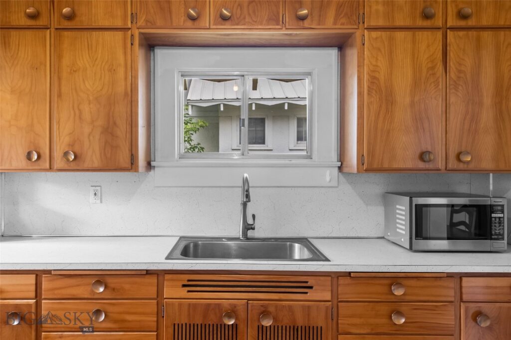 114 S 8th Street, Livingston MT 59047