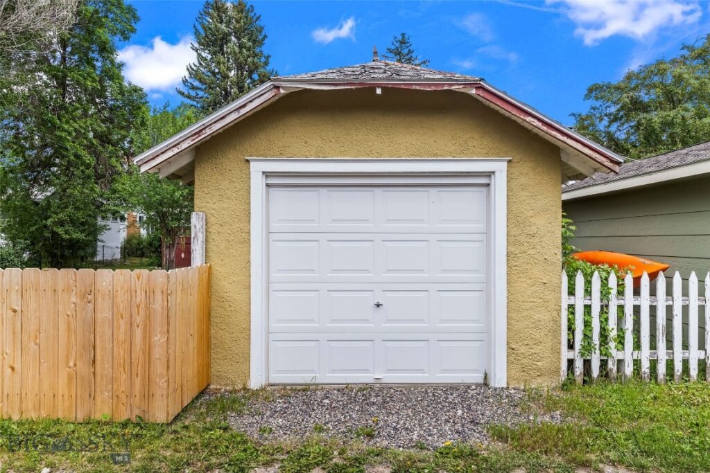 114 S 8th Street, Livingston MT 59047