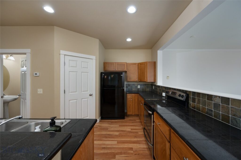 712 Forestglen Drive, Bozeman MT 59718