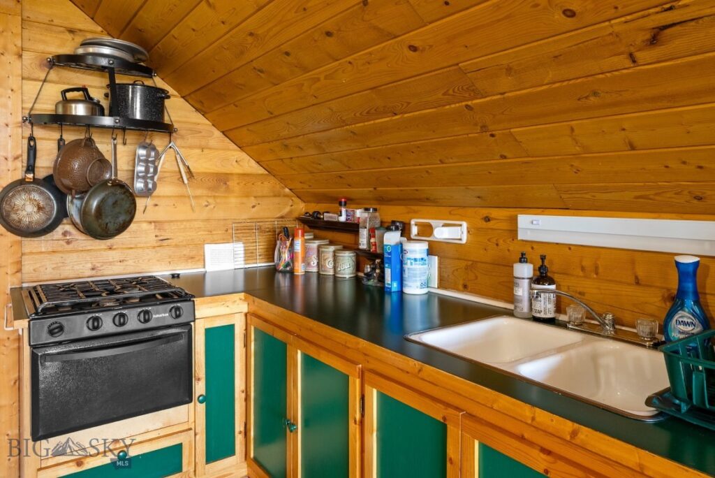 502 Quinn Creek Road, Bozeman MT 59715