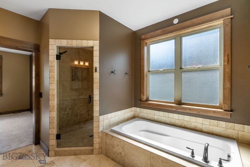 2014 Commonwealth Street, Bozeman MT 59718