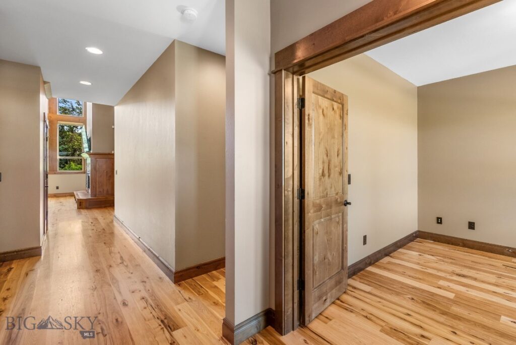 2014 Commonwealth Street, Bozeman MT 59718