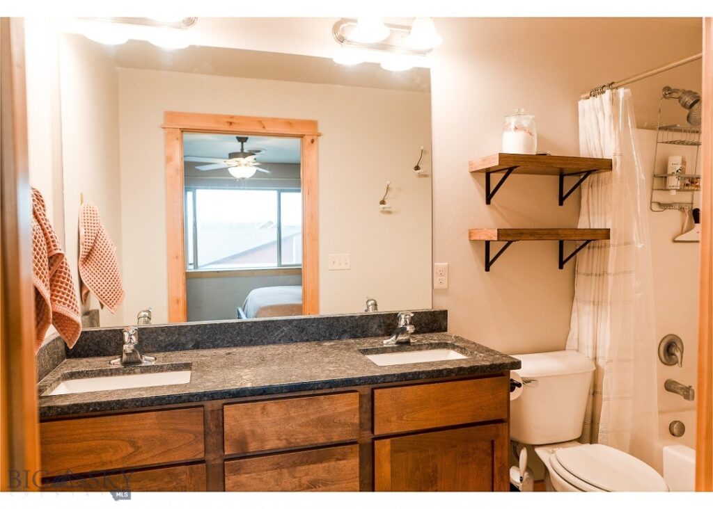 1487 Bora Way, Bozeman MT 59718