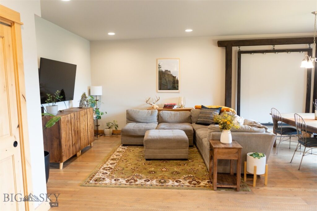1487 Bora Way, Bozeman MT 59718