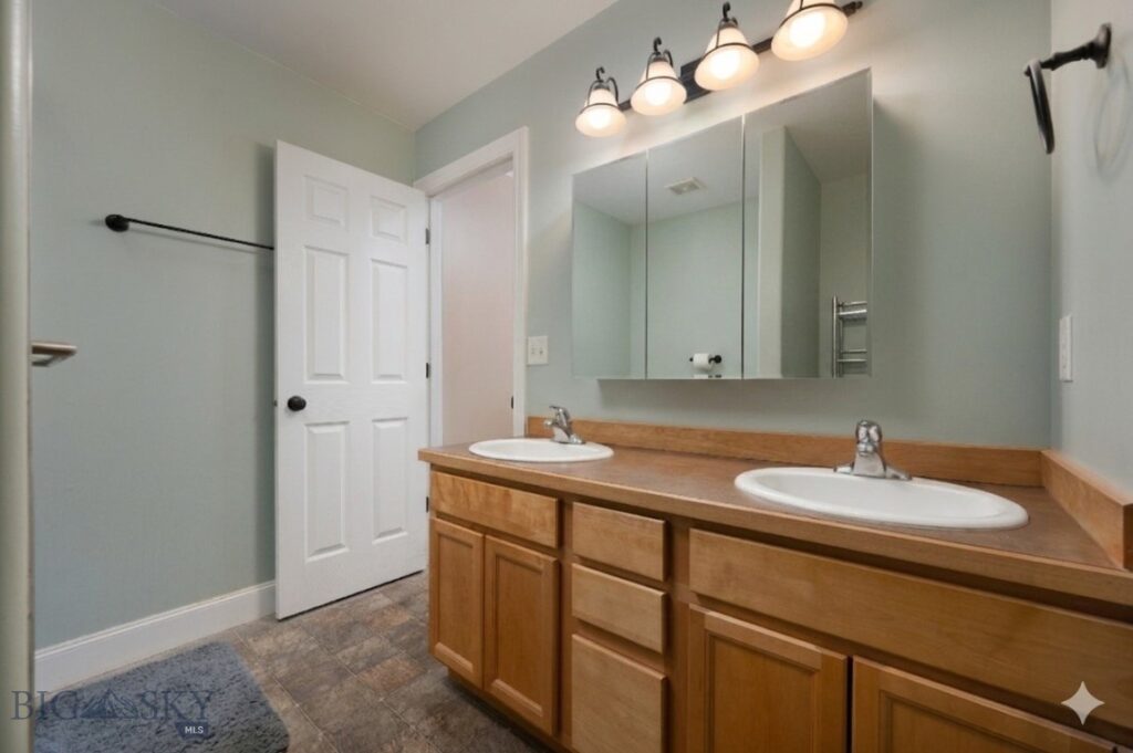 904 Ernie Court, Belgrade MT 59714