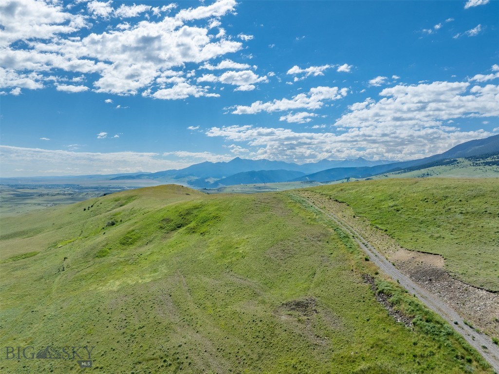 157 Little Springs Creek Road, Livingston MT 59047