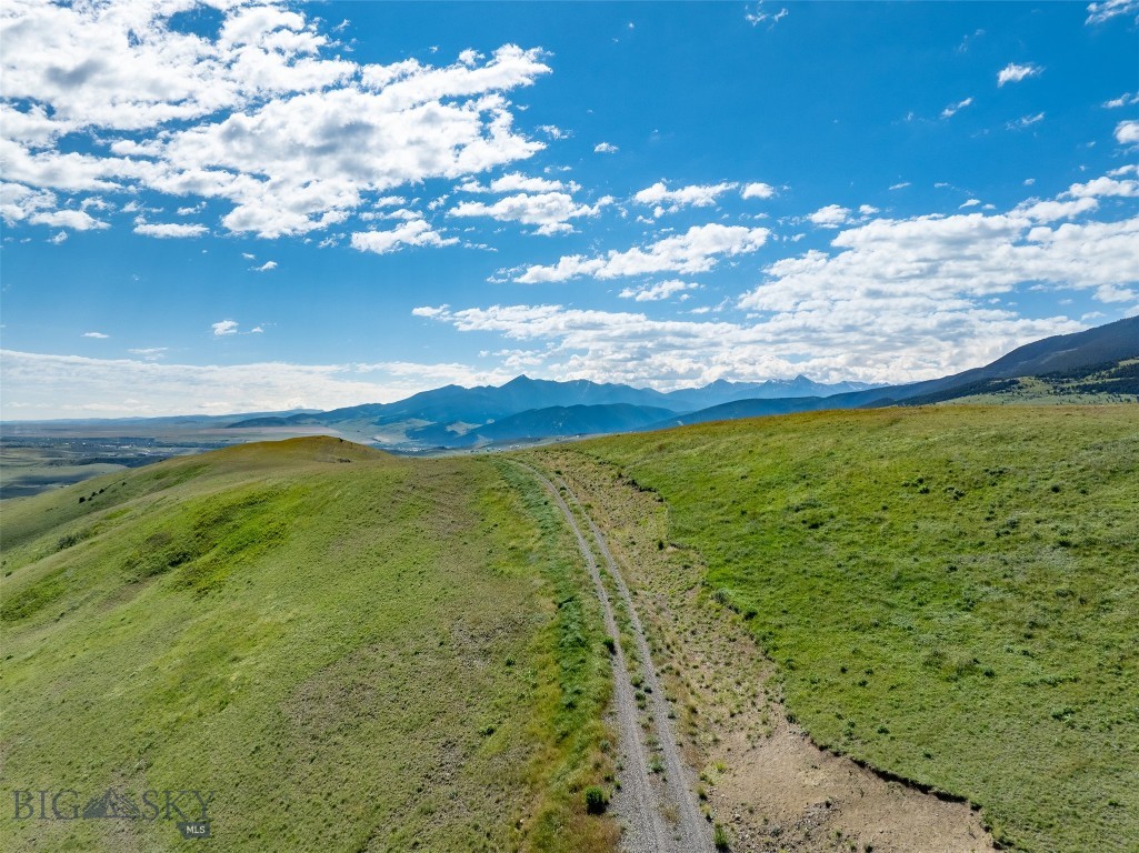157 Little Springs Creek Road, Livingston MT 59047