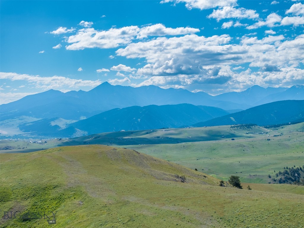 157 Little Springs Creek Road, Livingston MT 59047