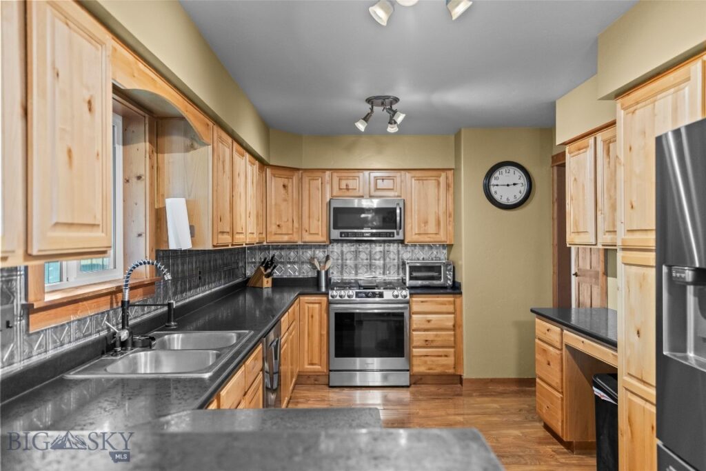 1127 Ridgeview Trail, Livingston MT 59047